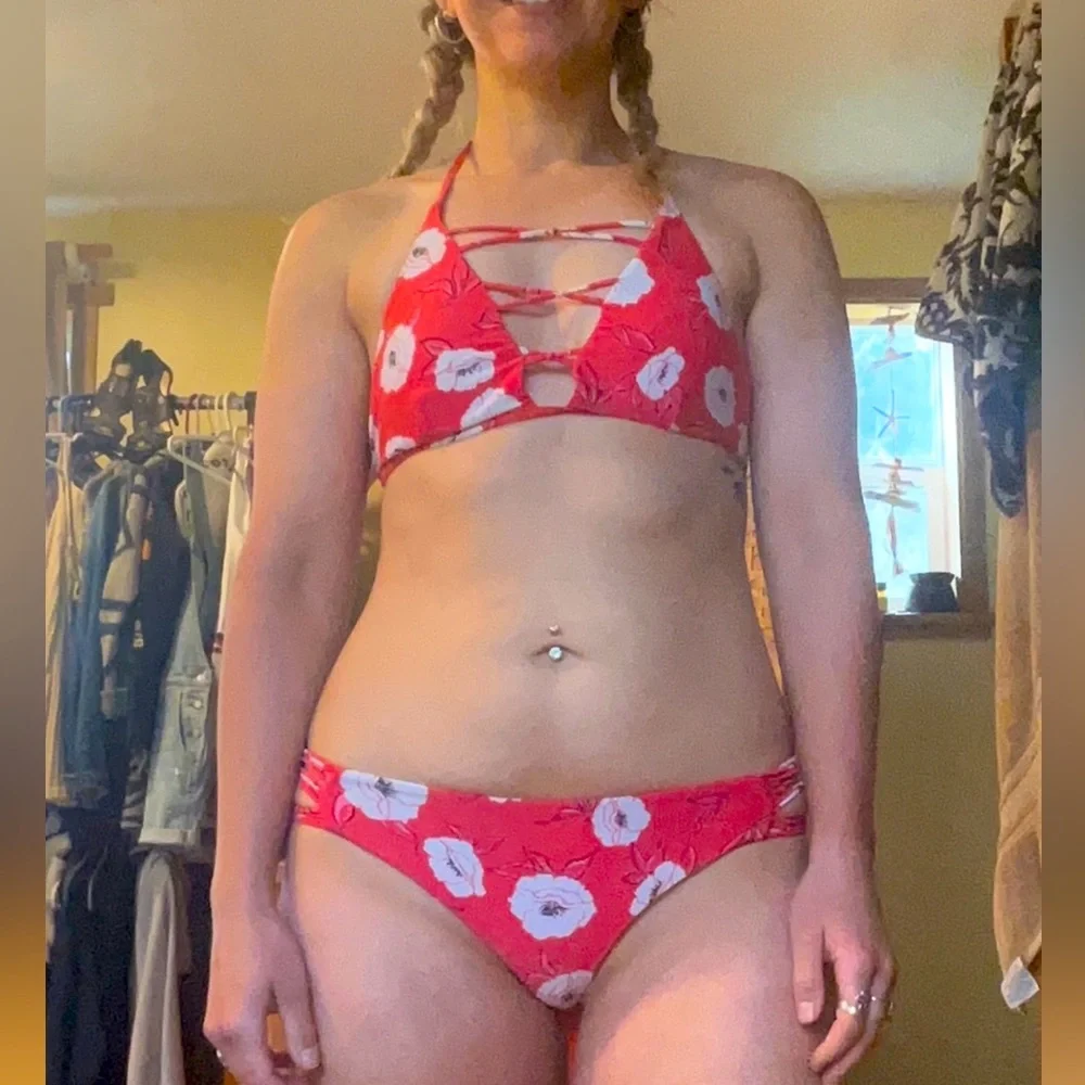 Billabong Pink Floral Strappy Bikini Set - Picture 5 of 6